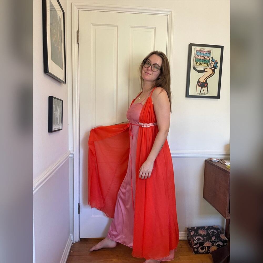 60s Vintage Sheer Nylon Orange Robe by Intime California - Picture 3 of 10